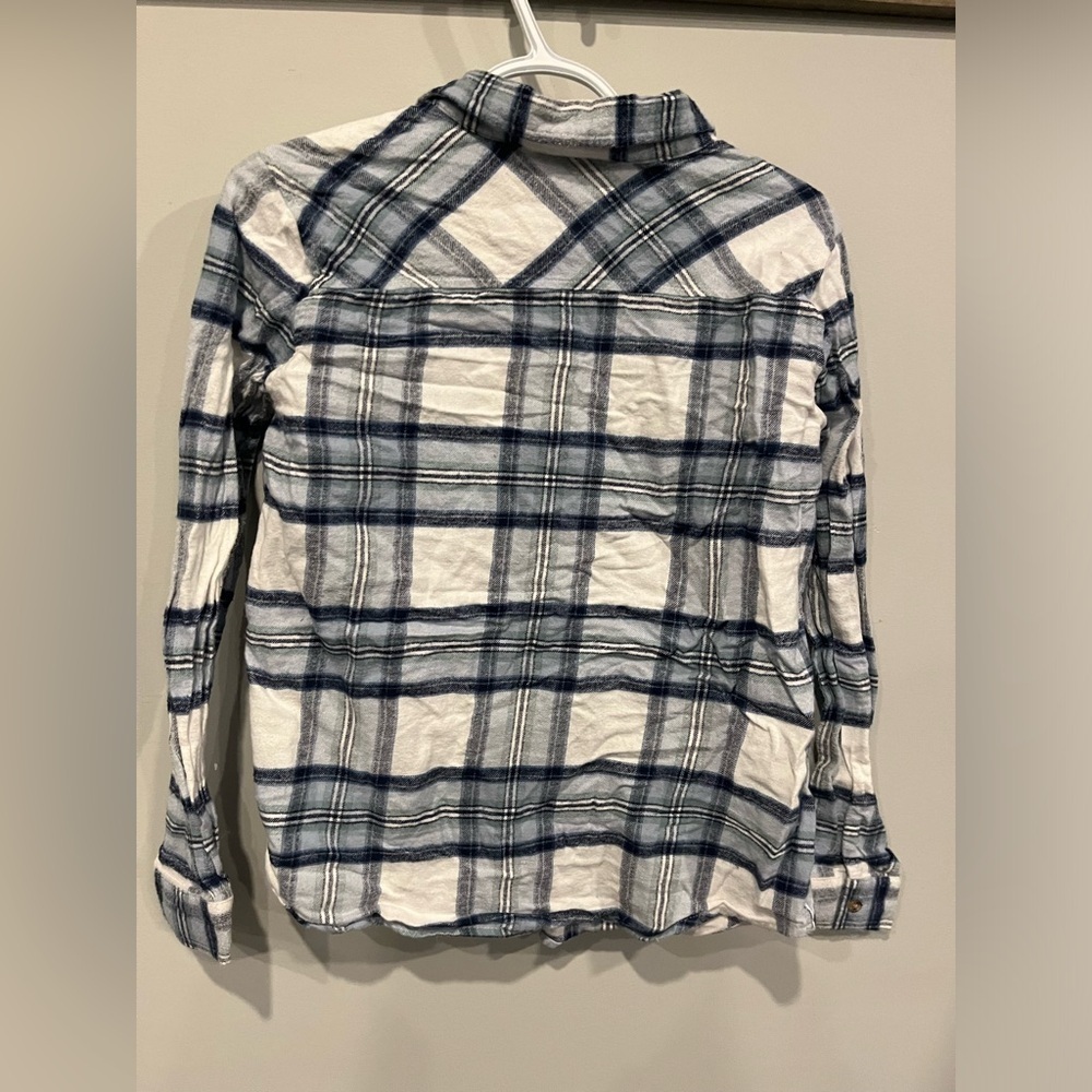 5/$20 size medium - Picture 3 of 3